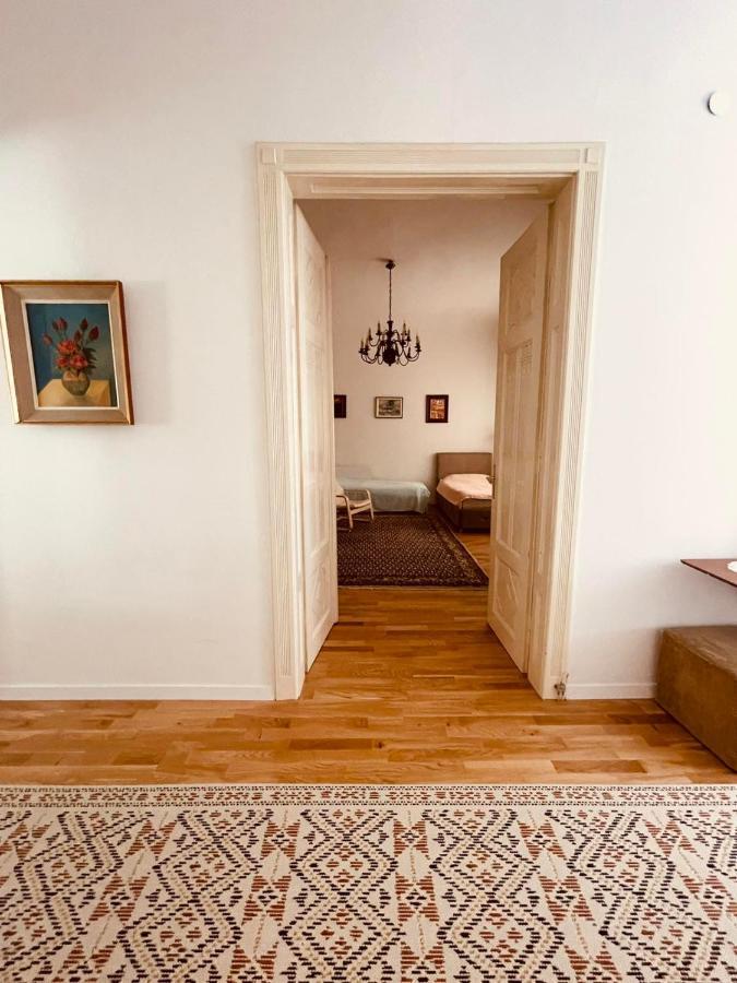 The Best Location Salon Apartment With Main Street View SJJ Eksteriør billede