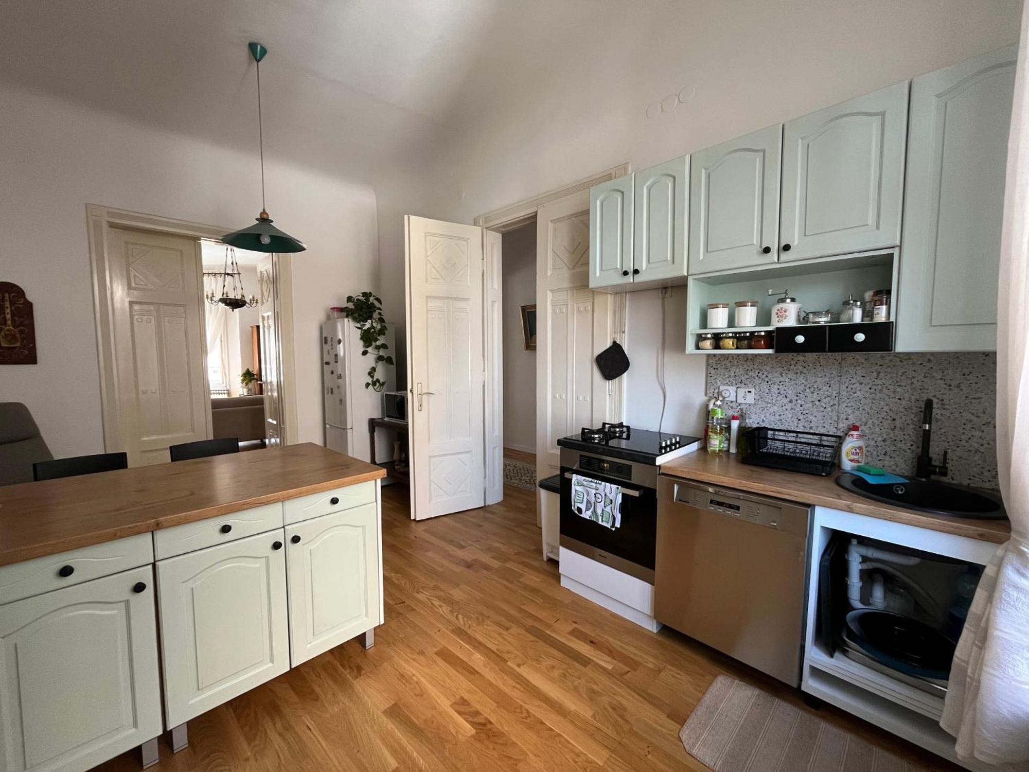 The Best Location Salon Apartment With Main Street View SJJ Eksteriør billede